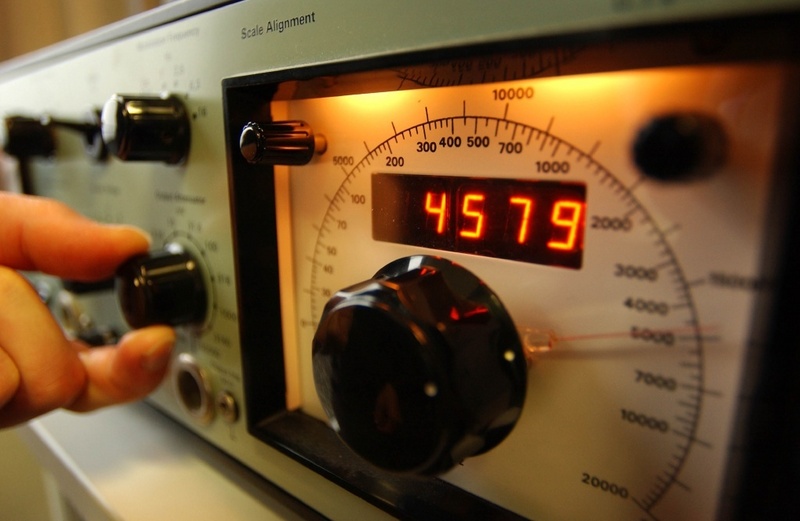 Sinusgenerator zur Nachbildung des Tinnitustones bei Patienten