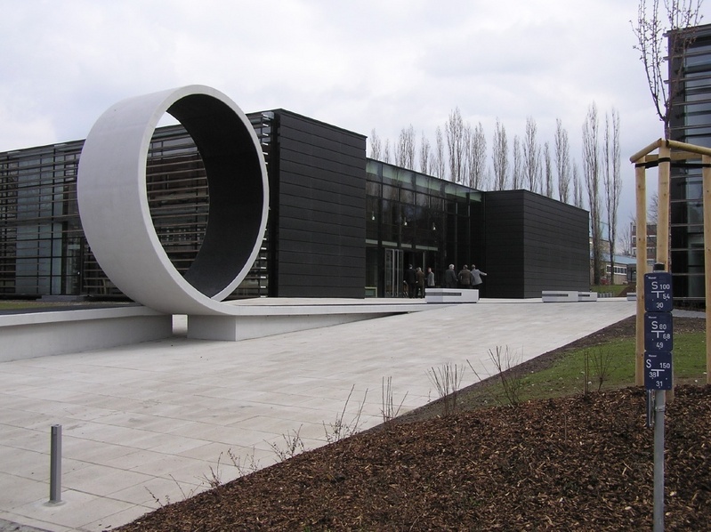 Die neue Laborhalle für Kraftfahrzeugtechnik