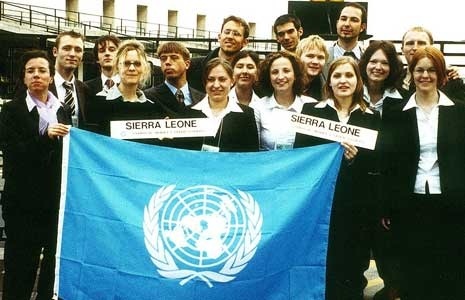Diese Studierenden der Uni Würzburg haben am Wettbewerb "National Model United Nations" (NMUN) in New York teilgenommen. Foto: NMUN Würzburg