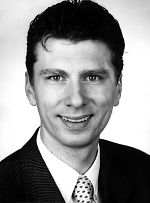 Prof. Dr. Sven Ripsas
