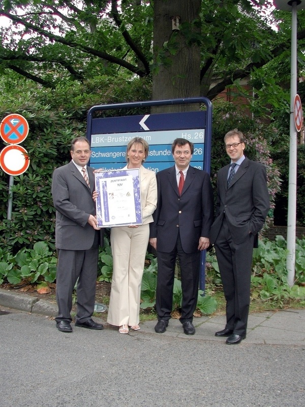 Die Drei vom Brustzentrum: Dr. Maximilian Wollny, Dr. Ursula Scholz, Prof. Dr. Peter Schmidt-Rohde