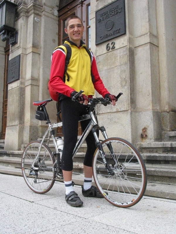 Vom Fichtelberg nach Kap Arkona: Der Chemnitzer Informatik-Student Manuel Möller nimmt in diesem Jahr am Radmarathon FichKona teil. Foto: Mario Steinebach