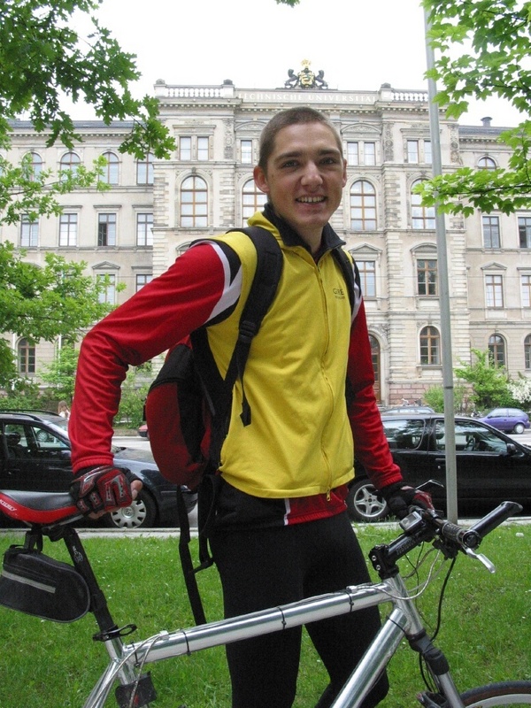 Vom Fichtelberg nach Kap Arkona: Der Chemnitzer Informatik-Student Manuel Möller nimmt in diesem Jahr am Radmarathon FichKona teil. Foto: Mario Steinebach