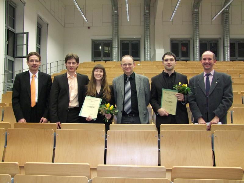  V. l. Dr. Gunther Notni, Sven Kiontke, Anika Brahm, Prof. Dr. Burkhard Fleck, Dekan des Fachbereichs SciTec, Martin Buchmann und Prof. Dr. Martin Schröck