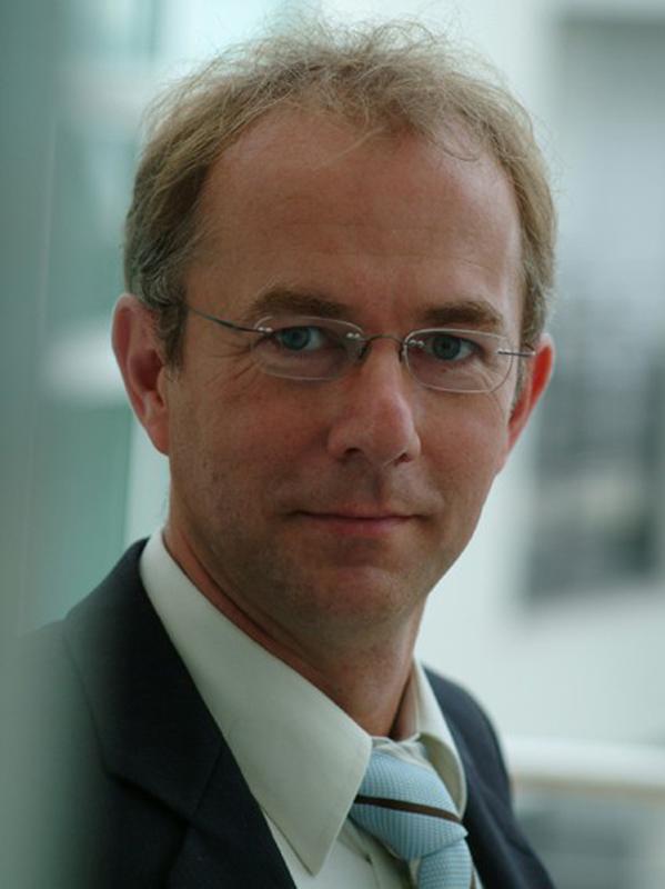 Prof. Dr. Oliver Sträter