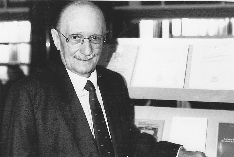  Dr. Günther Findel anlässlich einer Ehrung zum 10-jährigen Bestehen seiner Stiftung zur Förderung der Wissenschaften an der Herzog August Bibliothek Wolfenbüttel am 17. Oktober 1996 