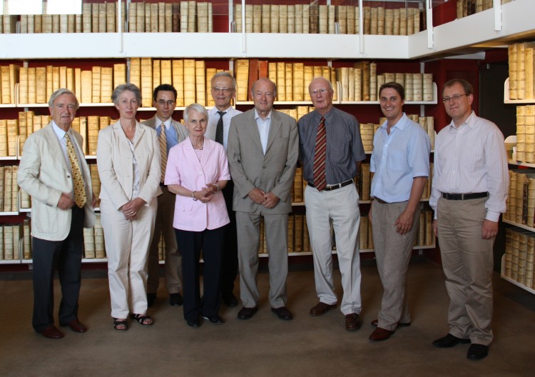 Das Kuratorium (von links nach rechts): Alexander von Below, Dr. Gillian Bepler, Prof. Dr. Alexander Košenina, Dr. Sabine Solf, Prof. Dr. Helwig Schmidt-Glintzer, Manfred Flotho, Dr. Christian Hodler, Florian Rehm, Prof. Dr. Thomas Scharff 