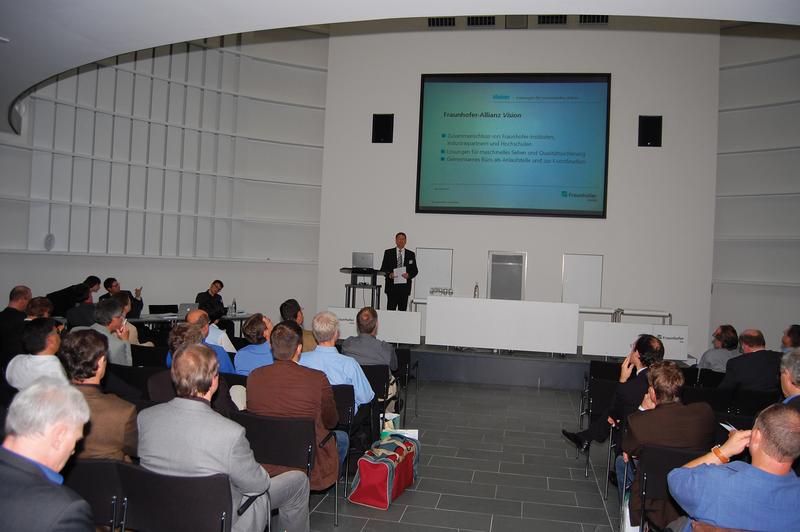 Blick in den Veranstaltungsraum des Fraunhofer Vision Technologietags 2009 in Kaiserslautern