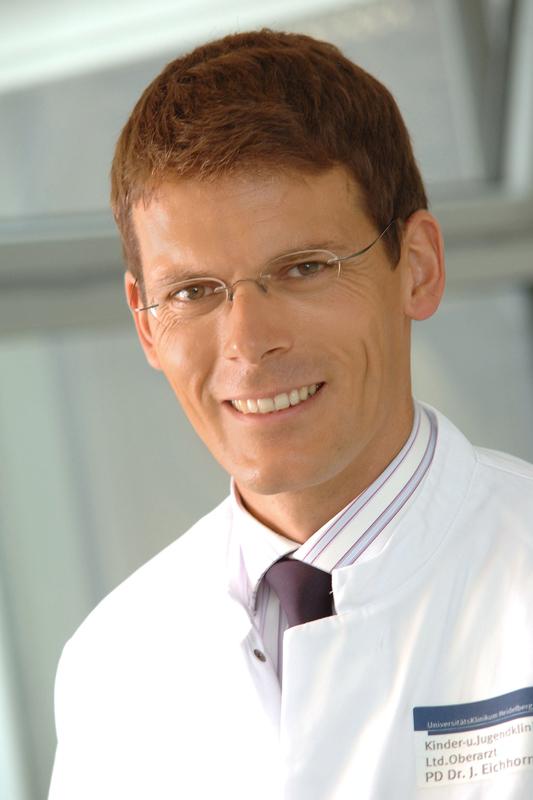 Privatdozent Dr. Joachim Eichhorn, Leitender Oberarzt der Klinik für Pädiatrische Kardiologie / Angeborene Herzfehler des Universitätsklinikums Heidelberg.