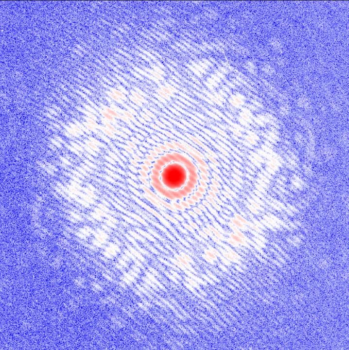 Röntgen-Hologramm eines mehrlagigen Cobolt-Platin-Films, gemessen mit zirkular polarisiertem Licht