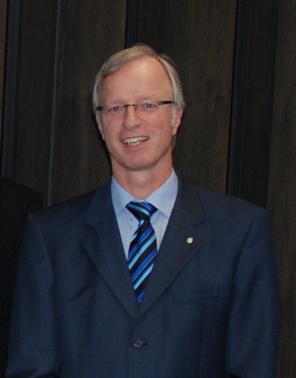 Prof. Jörg Lange
