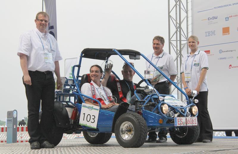 Glücklich am Ziel mit dem Hydro Buggy.