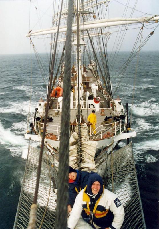 Jeder Handgriff musste stimmen beim Segelsetzen in luftiger Höhe zwischen Frankreich und Norwegen.
