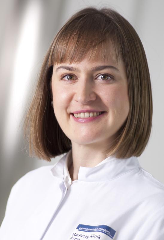 Dr. med. Nathalie Rochet ist Fachärztin für Strahlentherapie an der Radiologischen Universitätsklinik Heidelberg.