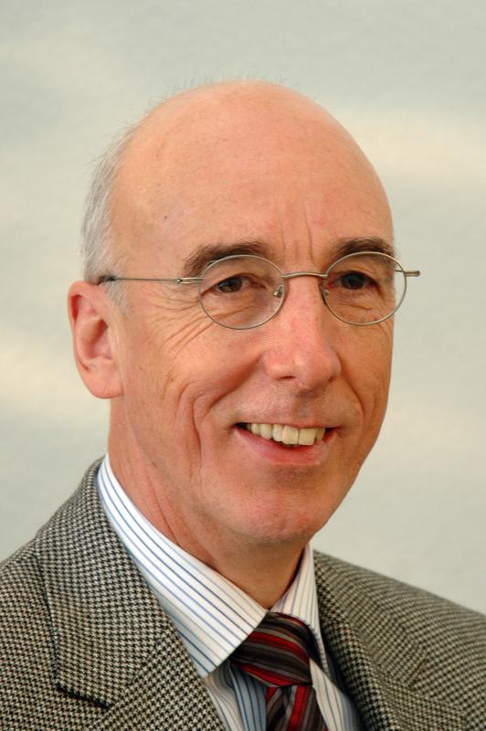 Prof. Dr. Wolfgang Rosenstiel, Vorstandsvorsitzender edacentrum