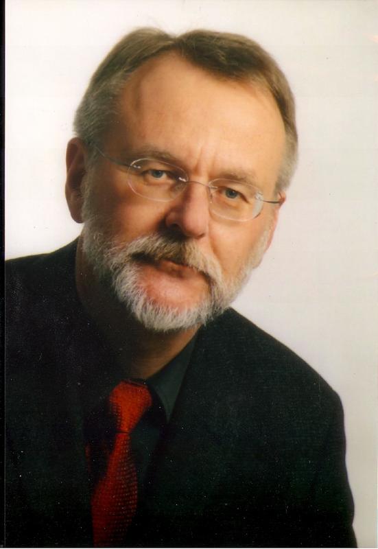 Prof. Dr. Manfred Wolfersdorf, Sprecher Arbeitskreis Depressionsstationen Deutschland/Schweiz, Ärztlicher Direktor des Bezirkskrankenhauses Bayreuth und Chefarzt der Klinik für Psychiatrie, Psychotherapie und Psychosomatik des BKH Bayreuth