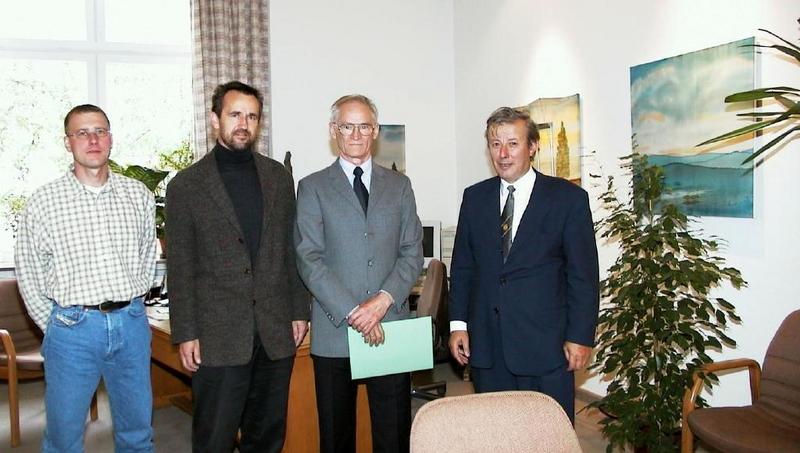 Bei der Verabschiedung (v.l.n.r.): Dirk Wieczorek , Prof. Dr. Joachim Hilgert, Dr. Jörn Schmamack, Dr. Peter Kickartz.