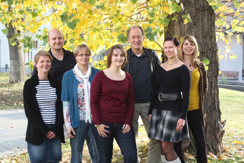 Von links Barbara Lochner, Björn Milbradt,Prof. Dr. Michaela Rißmann, Maria Wedtstein, Prof. Dr. Werner Thole, Sabrina Göbel, Maria Hellmann
