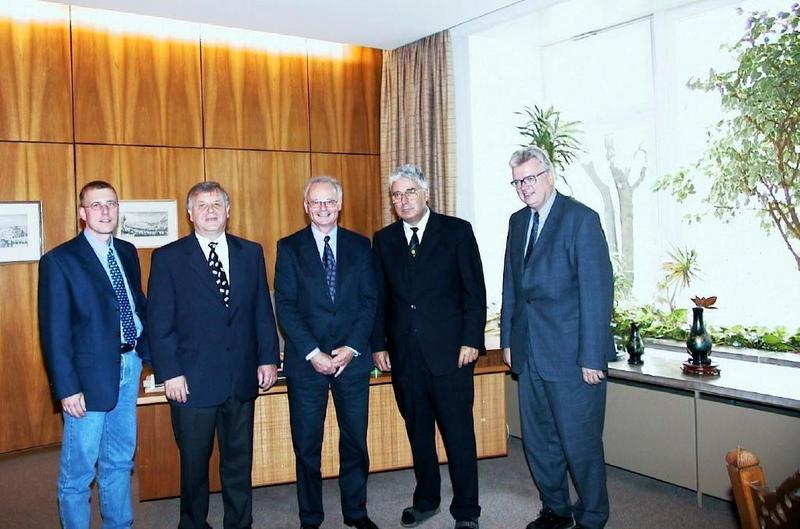 Bei der Verabschiedung: (.v.l.n.r.) Dirk Wieczorek, Prof. Dr.-Ing.  Eberhard Gock, Prof. Dr. Dagobert Kessel, Prof. Dr.-Ing. Peter Dietz, Prof. Dr-Ing. Hans-Jörg Barth. Prof