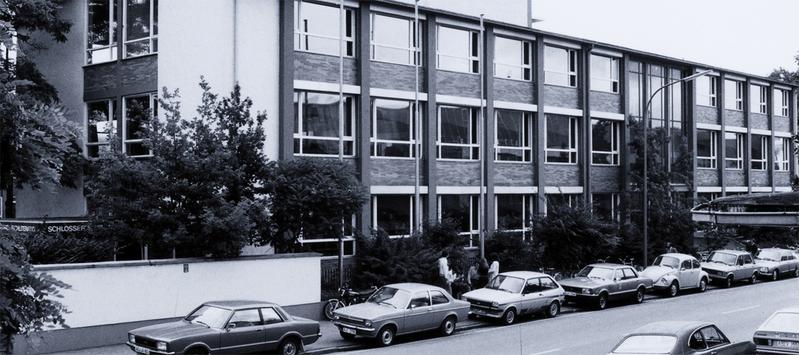 Am heutigen Standort "Alte Universität" nahm die Augsburger Juristenausbildung im Herbst 1971 ihren Anfang.
