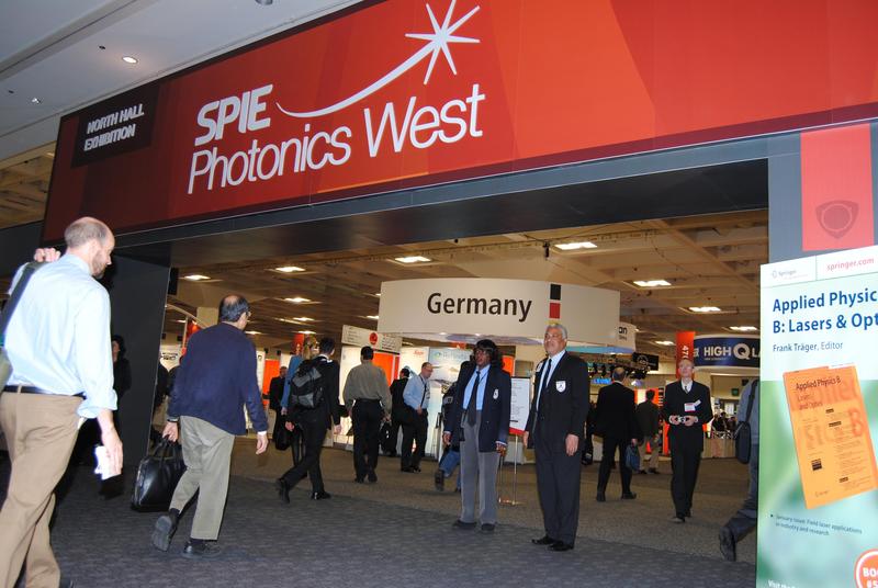 Photonics West 2012: 54 Aussteller des deutschen Gemeinschaftsstandes (Nordhalle, Stand Nr. 4601) bieten dem internationalen Fachpublikum einen Einblick in die deutsche Photonik-Branche.