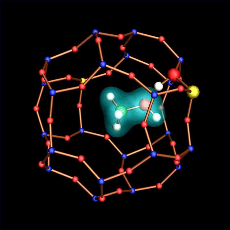 Simulation eines Methanmoleküls, das an ein reaktives Zentrum in einem Zeolithkatalysator angedockt hat.