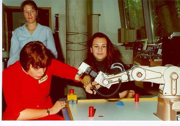 Technikakademie für Schülerinnen an der FH FFM