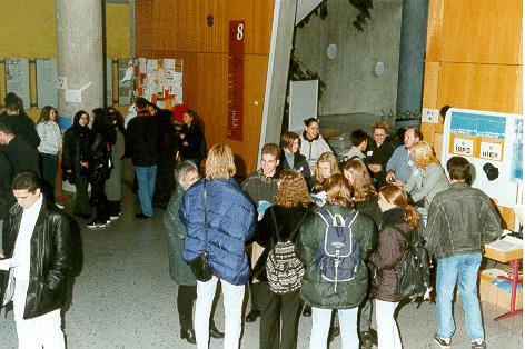 Beim Tag der offenen Tür an der FH Frankfurt am Main