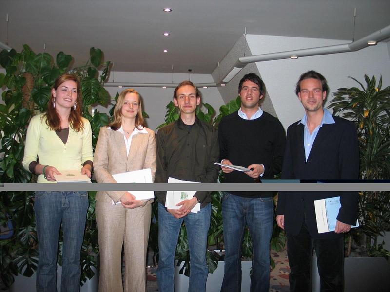 Bachelor-Preisträger (v.l.n.r.): Sophie Schramm, Sina Sohlwing, Torben Rave, Tom Dziomba, Stephan Rotenburg