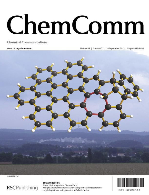 Das neue Bielefelder Graphen-Molekül schmückt den Titel des renommierten Wissenschafts-journals „Chemical Communications" (ChemComm).
