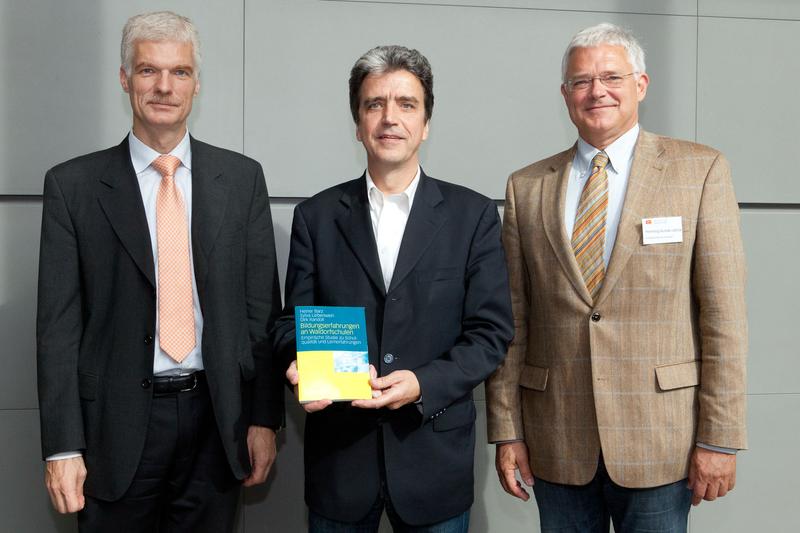 Präsentieren die Studie des Forscherteams Barz/Liebenwein/Randoll: v.l.n.r. Schleicher, Barz, Kullak-Ublick