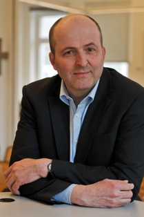 PD Dr. Berthold Vogel, Wissenschaftler im Hamburger Institut für Sozialforschung und Direktor des SOFI Göttingen
