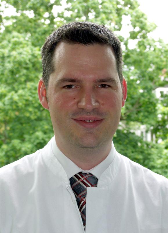 Dr. Jonas Mudter