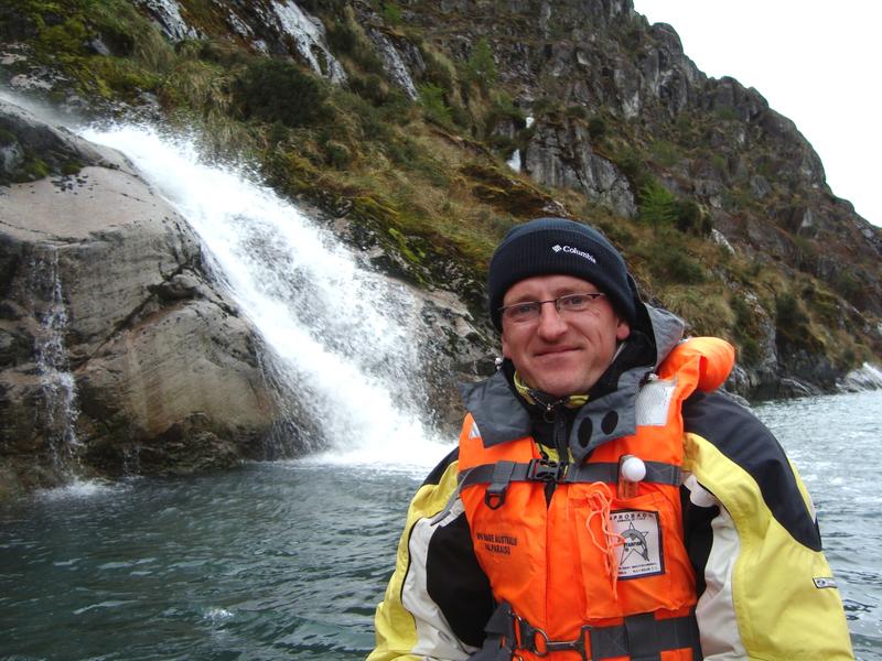 Hans-Michael Siebert auf dem Weg zu einem Gletscher in Südamerika. 