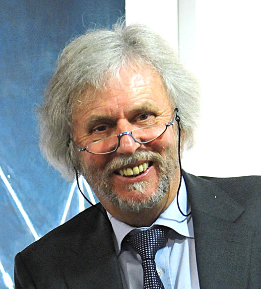 Rektor Prof. Dr. Reto Weiler