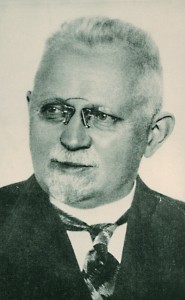 Eugen Schmalenbach (1873-1955). Der Wirtschaftswissenschaftler war einer der ersten Studenten der Handelshochschule Leipzig und gilt als  Begründer der wissenschaftlichen Betriebswirtschaftslehre in Deutschland. Quelle: Schmalenbach Gesellschaft