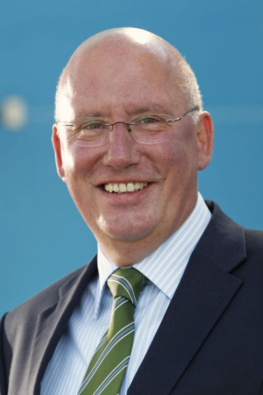 Prof. Dr.-Ing. habil. Prof. E. h. Dr. h. c. mult. Michael Schenk, Institutsleiter des Fraunhofer IFF, Vorsitzender des VDI-Landesverbandes Sachsen-Anhalt sowie Leiter des Lehrstuhls für Logistische Systeme an der Otto-von-Guericke-Universität Magdeburg.