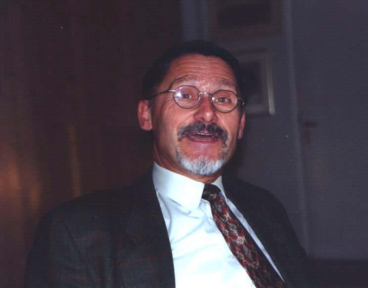 Hochschul-Lehrer mit vielen Leidenschaften: Prof. Dr. Detlev Forst beging in diesem Monat sein 40. Dienstjubiläum. (Foto: Burchardt)