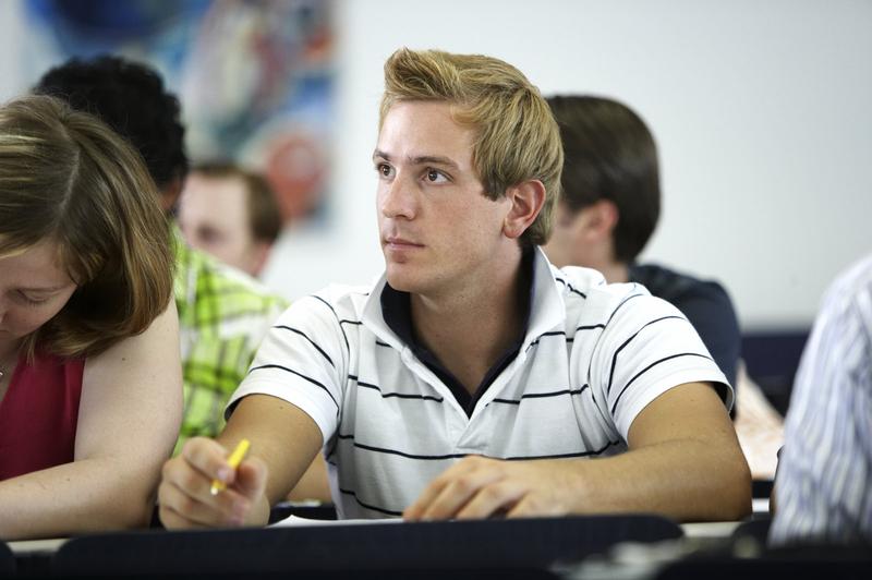 Mai bis September 2013: Offene Vorlesungen und GMAT-Seminar an der HHL / Foto: HHL