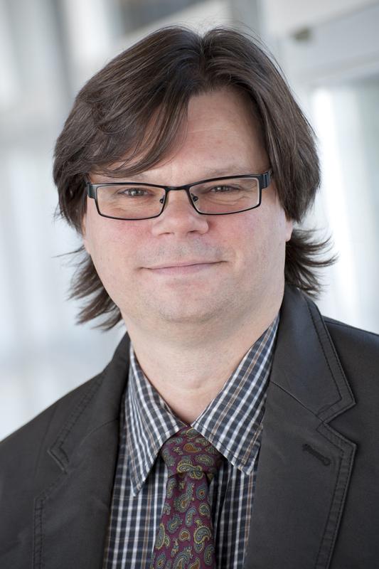 Prof. Frank Slomka hat mit weiteren Wissenschaftlern der Uni Ulm einen innovativen Onlinekurs erdacht 