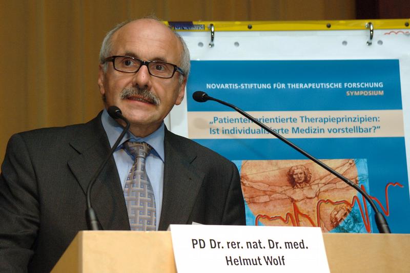 Eröffnung des Symposiums durch PD Dr. Helmut Wolf, Novartis Pharma