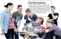 MHMK-Studierende mit schwerstbehinderter Praktikantin Sarah Spinrath und Betreuern in der Kölner Express-Redaktion