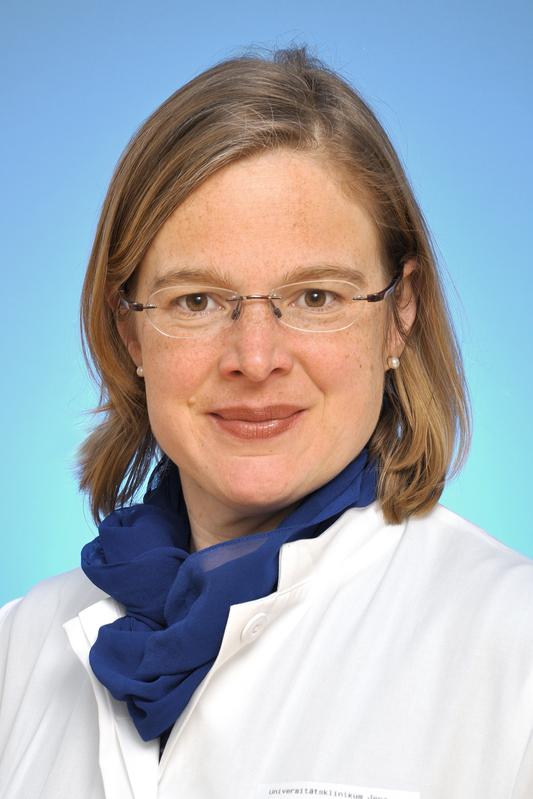 Prof. Dr. Marie von Lilienfeld-Toal erforscht am Uniklinikum Jena die Prävention, Diagnose und Behandlung von Infektionen, die oft bei Krebspatienten als Folge der Erkrankung oder der Therapie auftreten. 