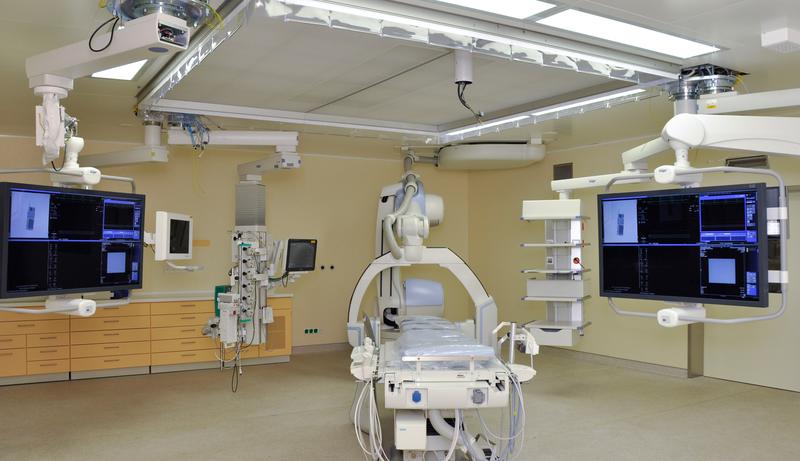 Hybrid-OP in Bad Oeynhausen: Patienten aller Altersstufen profitieren von der Kombination einer konventionellen Herz-OP-Vollausstattung mit einer Katheter-Röntgenanlage mit erstklassiger Bildgebung