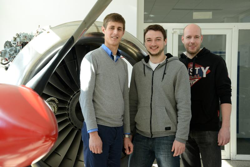 Julian Schirra, Eugen Neu und Matthias Eickmann (von links) vom Fachbereich Luft- und Raumfahrttechnik der FH Aachen machen ihre Promotion am RMIT
