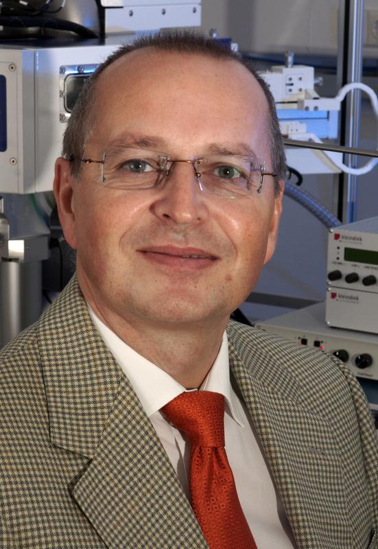 Der Materialwissenschaftler Prof. Dr. Klaus D. Jandt von der Uni Jena.