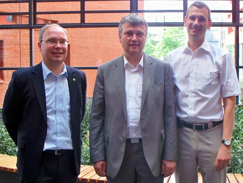 Sprecher des AK BioRegion 2013-2015 (v.r.n.l. Dr. Thomas Diefenthal, Geschäftsführer der BioPark Regensburg GmbH, Dr. Klaus Eichenberg, Geschäftsführer der BioRegio STERN Management GmbH Stuttgart, Dr. Heinrich Cuypers BioCon Valley GmbH Mecklenburg-Vorpommern