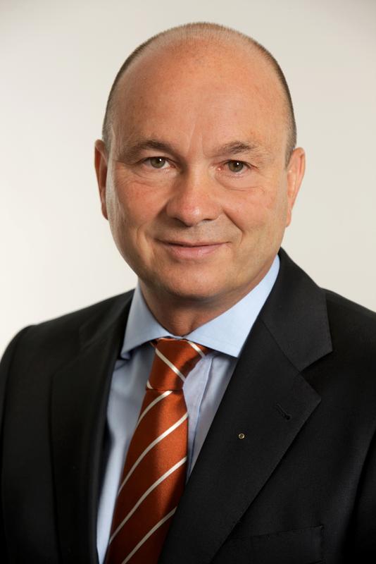 Experte für wirtschaftspolitische Themen: Dr. Volker Müller, Hauptgeschäftsführer der Unternehmerverbände Niedersachsen e.V., komplettiert seit dem 30. Mai 2013 den nun siebenköpfigen Beirat des IPH. 