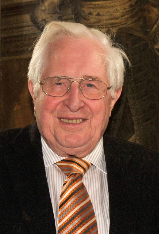 Bernhard Vogel wird Ehrenbürger der Friedrich-Schiller-Universität Jena.