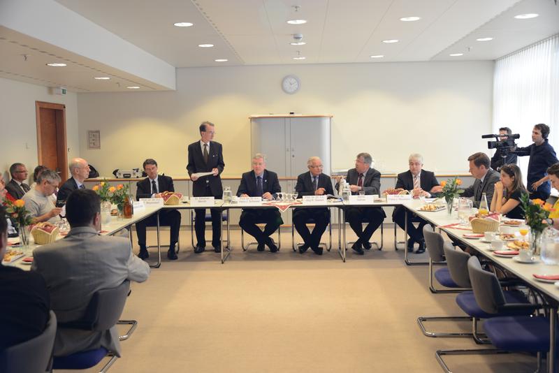 Pressekonferenz Universitäts-Herzzentrum Freiburg • Bad Krozingen (UHZ)